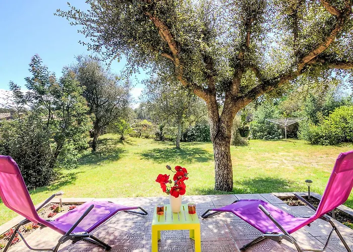 Faisans By Interhome Ондр