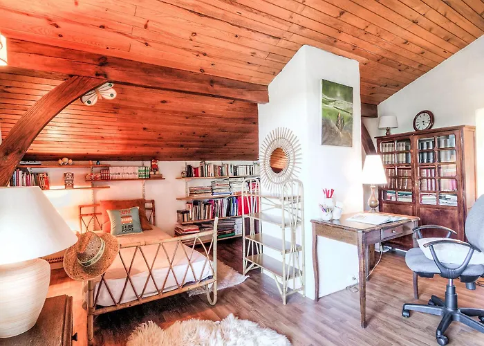 Faisans By Interhome Ондр