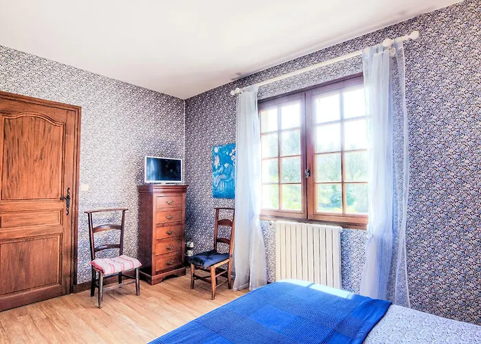 Faisans By Interhome Ондр